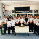 Bapas Pontianak Mengikuti Kegiatan Tasyakuran Hari Bakti Pemasyarakatan Ke-62  Secara Daring di Aula Kantor