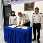 Kepala Bapas Pontianak Melaksanakan Kegiatan Penandatanganan  MOU Desk To Desk Antara Bapas Pontianak dan Pemerintah  Kabupaten Kubu Raya